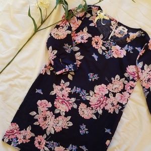 Old Navy Floral Shift Dress